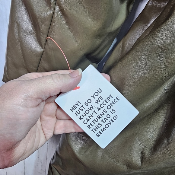 NWOT ASOS Design Women's Leather Look Longline Puffer Dark Olive Green Size 14 - Picture 6 of 8